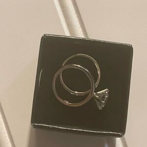 Elegant Silver Ring Set-Size 5